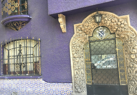 house in Condesa with purple walls